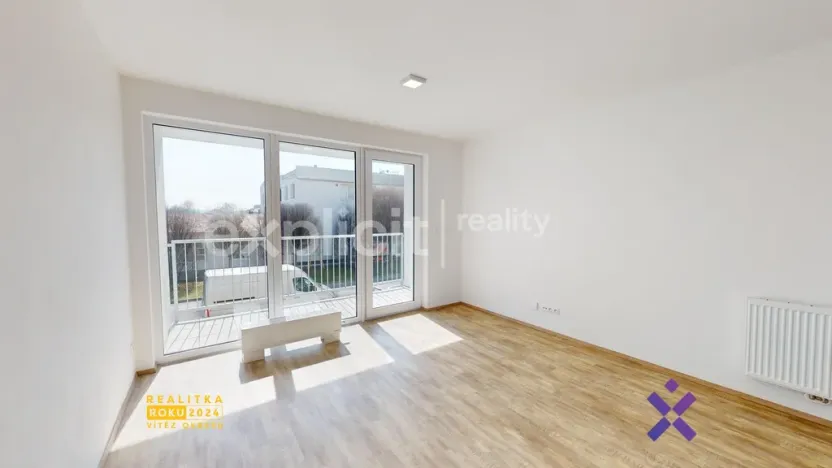 Pronájem bytu 1+kk, Otrokovice, Moravní, 36 m2