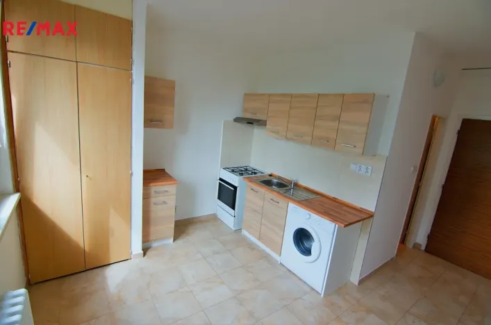 Pronájem bytu 1+1, Olomouc - Povel, Nešporova, 31 m2