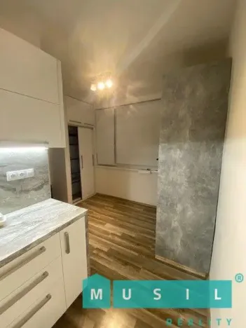 Pronájem bytu 2+1, Olomouc - Klášterní Hradisko, Černá cesta, 56 m2