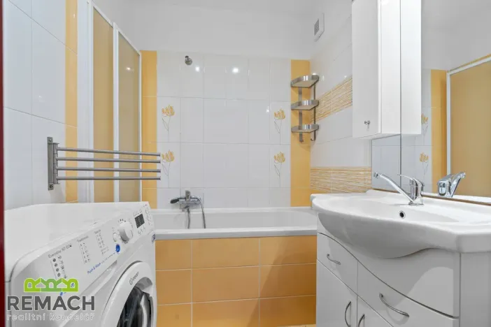 Prodej bytu 3+1, Uherské Hradiště, Bedřicha Buchlovana, 75 m2