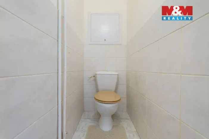 Prodej bytu 2+1, Karlovy Vary, K. Čapka, 55 m2