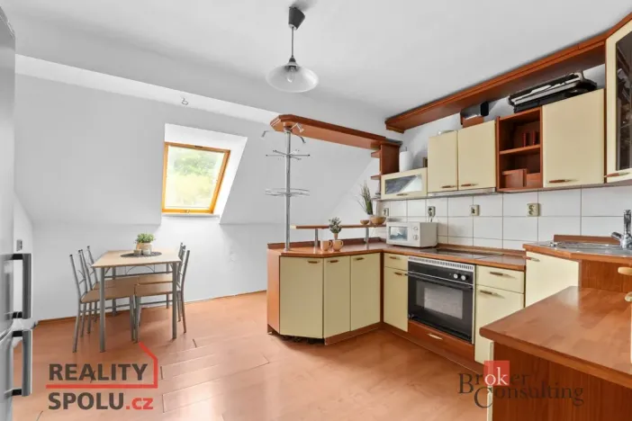 Prodej bytu 3+1, Dvůr Králové nad Labem, Klazarova, 100 m2