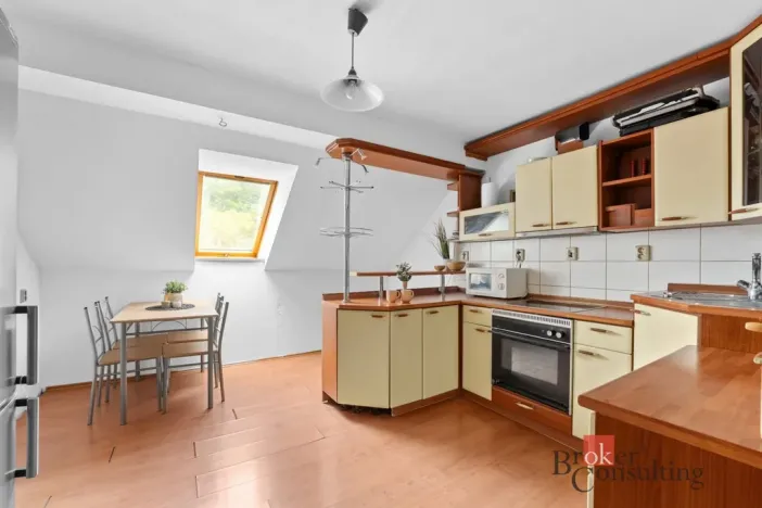 Prodej bytu 3+1, Dvůr Králové nad Labem, Klazarova, 100 m2