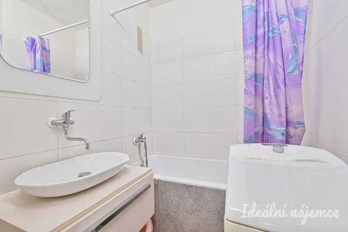 Pronájem bytu 3+1, Brno - Obřany, Fryčajova, 71 m2