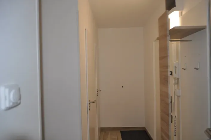 Pronájem bytu 1+kk, Praha - Motol, Hennerova, 48 m2