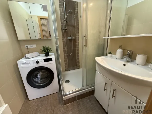 Pronájem bytu 3+1, Olomouc, Kmochova, 74 m2