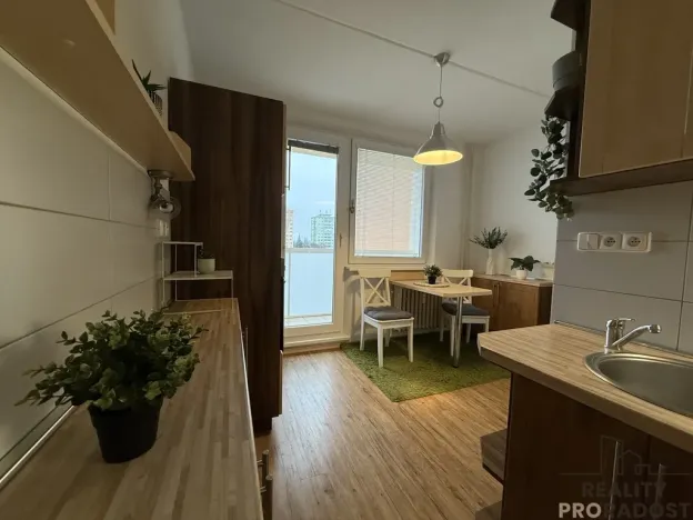 Pronájem bytu 3+1, Olomouc, Kmochova, 74 m2