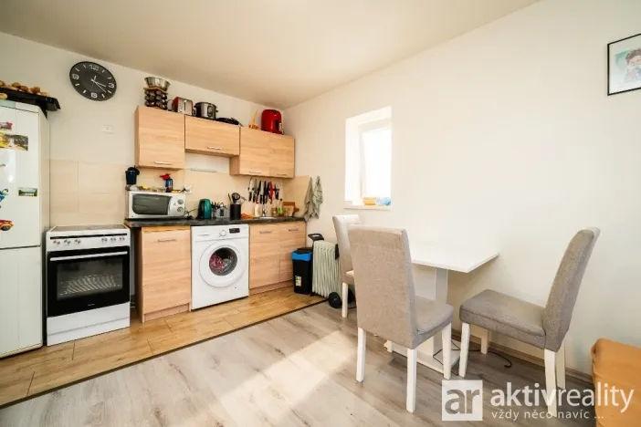 Prodej ubytování, Neratovice, Hlavní, 620 m2