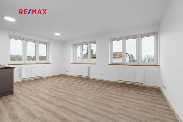 Pronájem bytu 2+kk, Klatovy, K Letišti, 58 m2