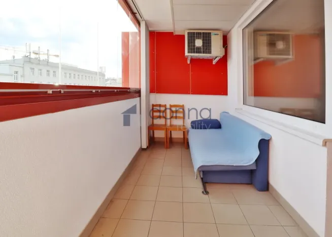 Prodej bytu 1+kk, Praha, Poděbradská, 36 m2