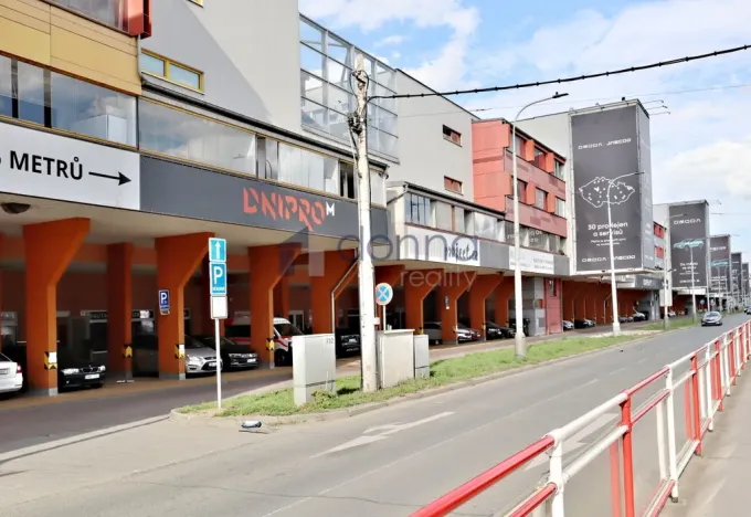 Prodej bytu 1+kk, Praha, Poděbradská, 36 m2