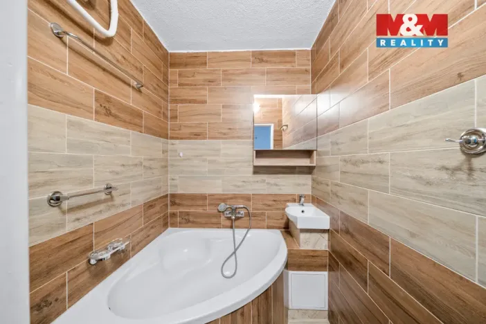 Pronájem bytu 3+1, Náchod - Staré Město nad Metují, Pražská, 75 m2