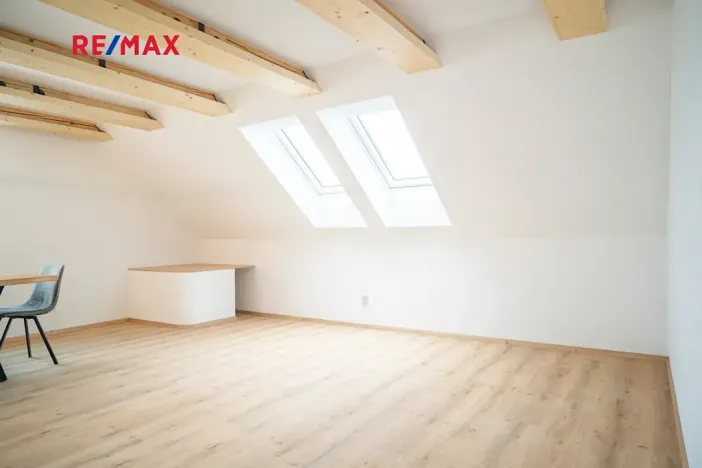 Prodej bytu 4+1, Černilov, 130 m2