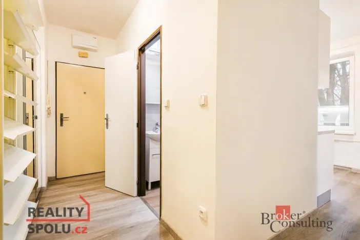 Pronájem bytu 2+1, Slavkov u Brna, Komenského náměstí, 53 m2