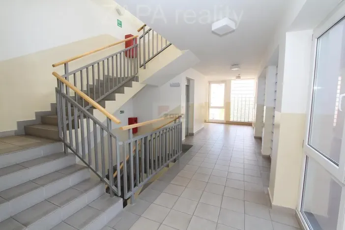 Pronájem bytu 1+kk, Praha - Záběhlice, K prádelně, 34 m2