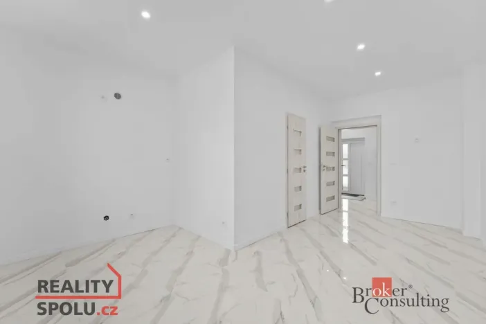 Prodej rodinného domu, Dřenice, 126 m2