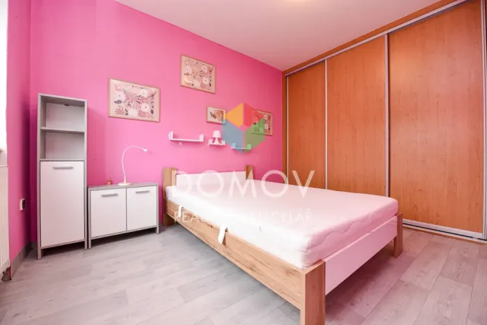 Pronájem bytu 2+1, Tmaň, Sídliště, 43 m2