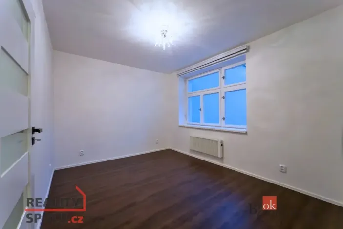 Pronájem bytu 2+kk, Praha - Žižkov, Roháčova, 56 m2