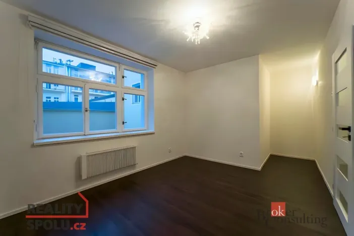 Pronájem bytu 2+kk, Praha - Žižkov, Roháčova, 56 m2