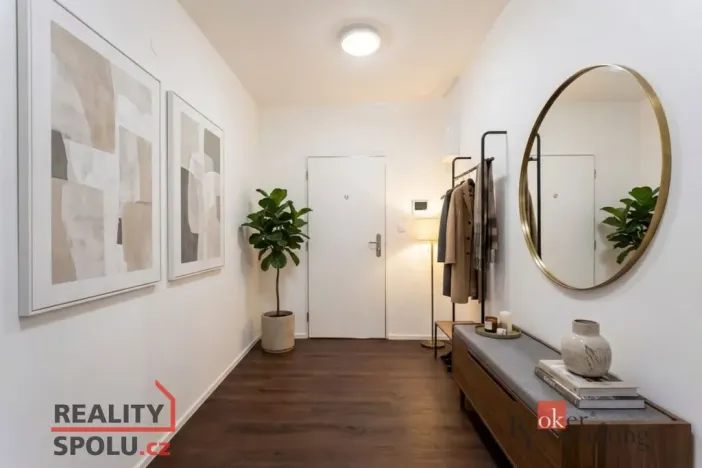 Pronájem bytu 2+kk, Praha - Žižkov, Roháčova, 56 m2