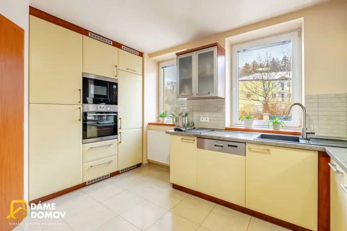 Prodej rodinného domu, Kostelec u Holešova, 260 m2