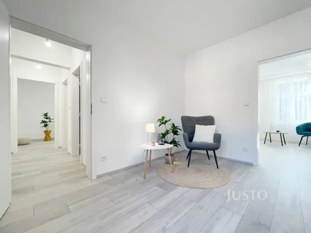 Prodej bytu 3+1, Praha, Žitavského, 77 m2