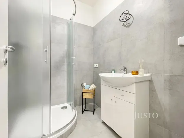 Prodej bytu 3+1, Praha, Žitavského, 66 m2