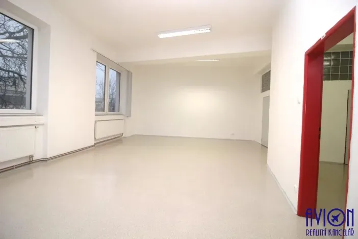 Pronájem skladu, Praha - Strašnice, U trati, 263 m2