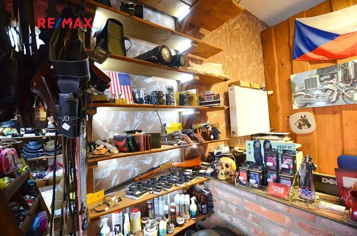 Prodej obchodního prostoru, Frýdek-Místek, Třebízského, 180 m2