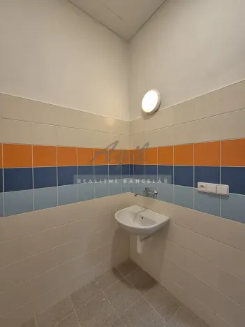 Pronájem kanceláře, Šlapanice, 293 m2