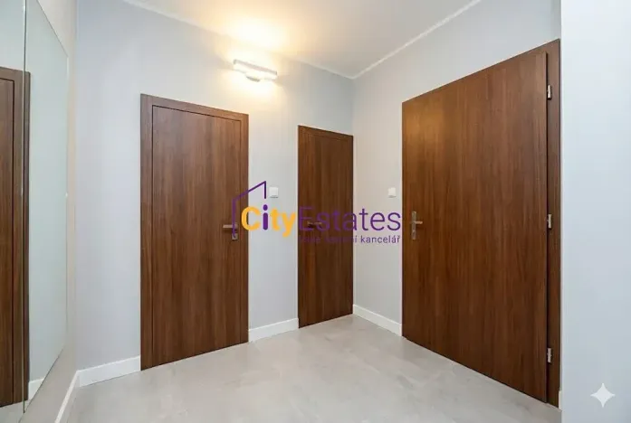 Prodej bytu 3+1, Praha - Motol, Weberova, 77 m2