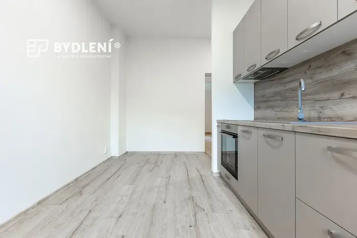Pronájem bytu 2+1, Ústí nad Labem, Zeyerova, 54 m2