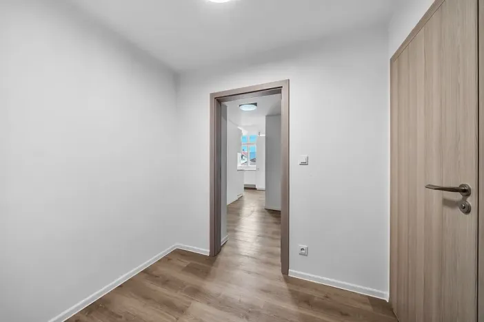 Pronájem bytu 2+1, Praha - Smíchov, Grafická, 64 m2