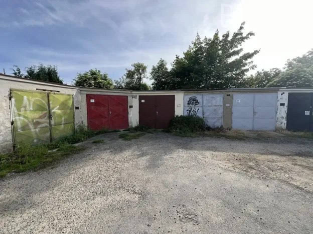 Pronájem garáže, Vyškov, Hrnčířská, 18 m2