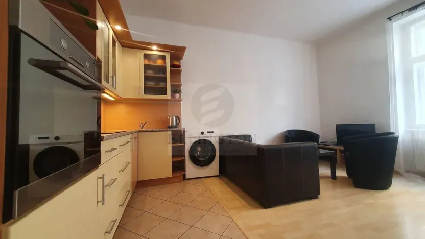 Pronájem bytu 2+kk, Praha - Staré Město, Haštalské náměstí, 52 m2