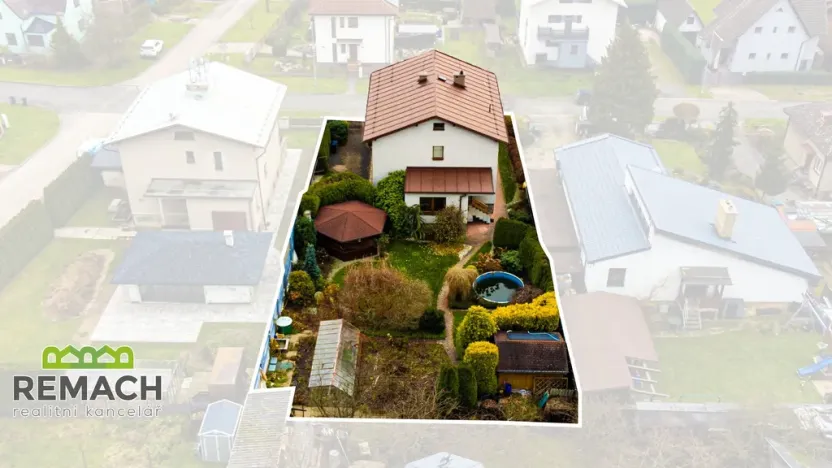 Prodej rodinného domu, Hronov, Karoliny Světlé, 250 m2