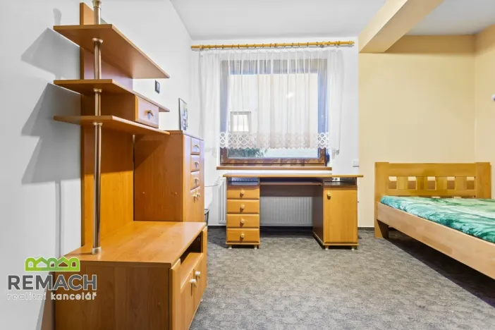 Prodej rodinného domu, Hronov, Karoliny Světlé, 250 m2