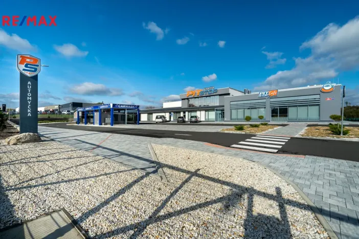 Prodej komerční nemovitosti, Karlovy Vary, 1967 m2