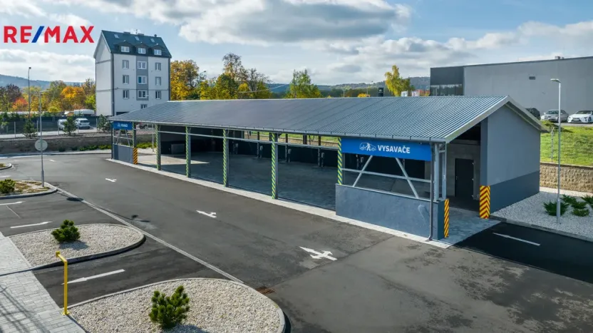 Prodej komerční nemovitosti, Karlovy Vary, 1967 m2