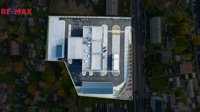 Prodej komerční nemovitosti, Karlovy Vary, 1967 m2