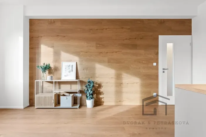 Pronájem bytu 3+kk, Praha - Libeň, Sokolovská, 64 m2