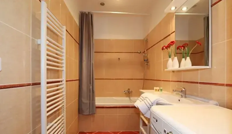 Pronájem bytu 3+kk, Praha - Vinohrady, Sázavská, 80 m2