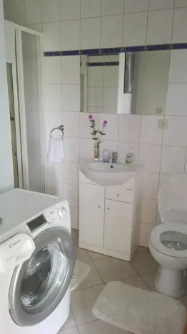 Pronájem půdního prostoru, Hroznová Lhota, 35 m2