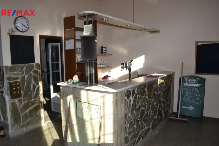 Pronájem restaurace, Vraňany - Mlčechvosty, 200 m2