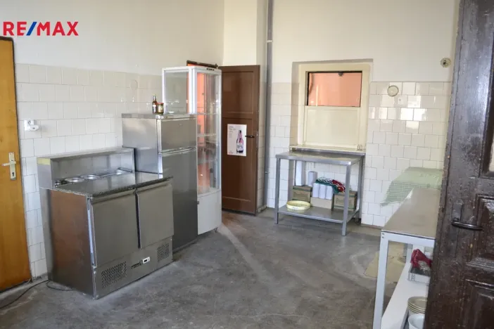 Pronájem restaurace, Vraňany - Mlčechvosty, 200 m2