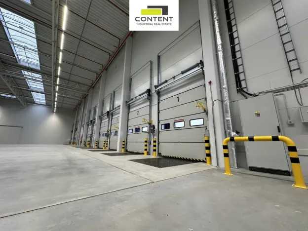 Pronájem výrobních prostor, Říčany - Jažlovice, Zděbradská, 20940 m2