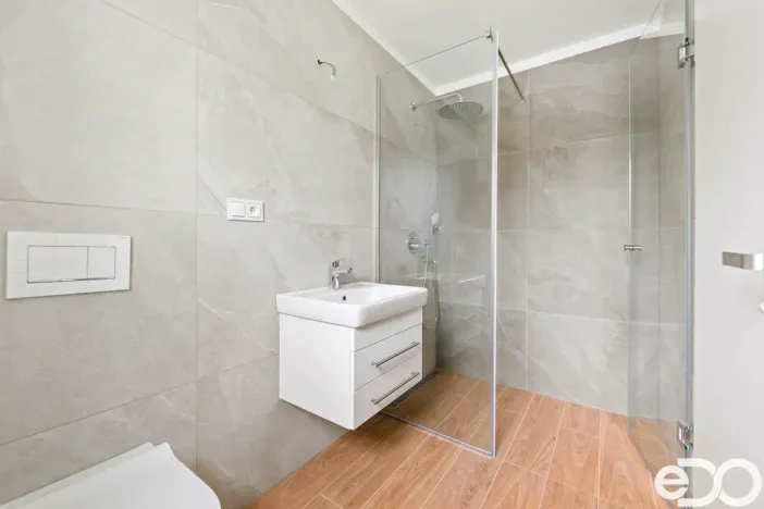 Prodej rodinného domu, Hradec Králové - Plotiště nad Labem, Zahrádkářská, 122 m2