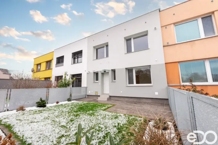 Prodej rodinného domu, Hradec Králové - Plotiště nad Labem, Zahrádkářská, 122 m2