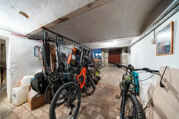 Prodej obchodního prostoru, České Budějovice - České Budějovice 3, J. Š. Baara, 41 m2