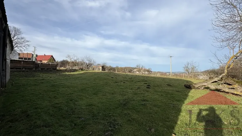 Prodej pozemku pro bydlení, Žihobce, 1860 m2